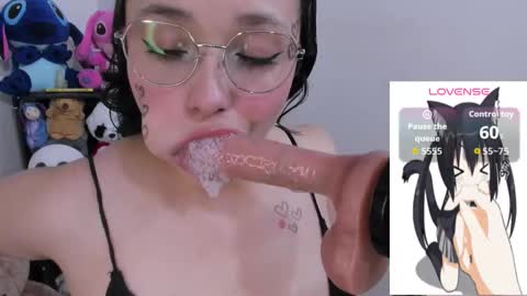 Snapshot of emma_winsslow chatting on September 30, 2025, 6:18 am Emma online show from September 30, 2025, 6:18 am