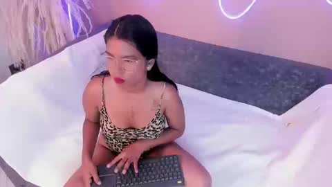 emmaa_smith1 online show from March 13, 2026, 8:15 pm