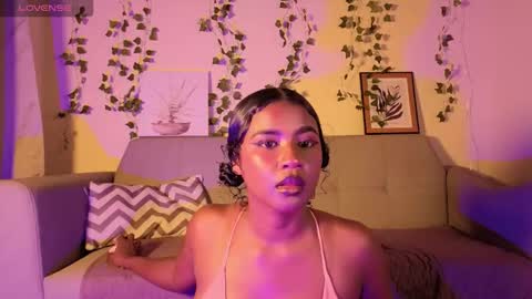 Emma online show from October 30, 2025, 2:35 am