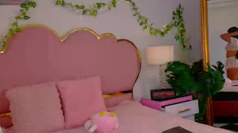 Welcome Im yosein  Your love is my passion activate it with your tips and enjoy with me online show from November 27, 2025, 9:06 pm