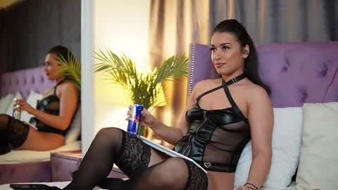Snapshot of emmadallas chatting on September 21, 2025, 6:53 pm Emma online show from September 21, 2025, 6:53 pm