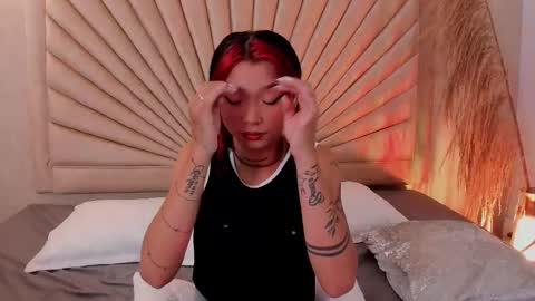           online show from November 22, 2025, 12:15 pm