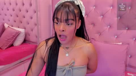 Snapshot of emmaebony_ chatting on September 15, 2025, 11:54 am emmaebony_ online show from September 15, 2025, 11:54 am