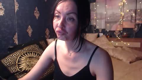 EmmaGoldX online show from October 24, 2025, 4:03 pm
