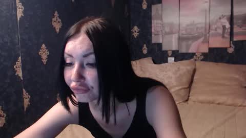 EmmaGoldX online show from December 4, 2025, 9:01 pm