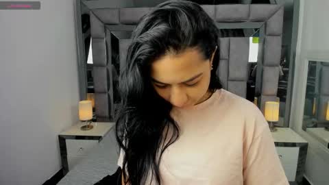 EMMA HILL online show from March 12, 2026, 11:05 am