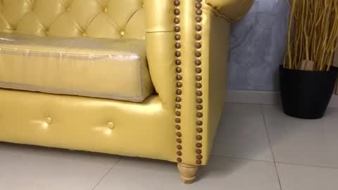 Emma online show from March 5, 2025, 7:49 pm