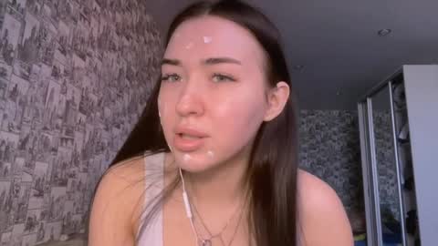 Snapshot of emmalinefairclough chatting on May 7, 2026, 10:20 am Emma online show from May 7, 2026, 10:20 am