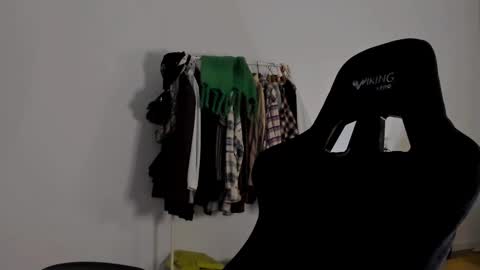 Emma online show from December 22, 2024, 7:52 pm