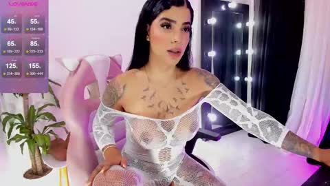 Emma Russell online show from September 14, 2025, 8:19 pm