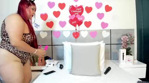 Snapshot of emmasmithh2 chatting on February 13, 2026, 2:51 am Emma online show from February 13, 2026, 2:51 am