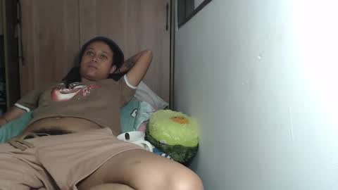 emmasweet95 online show from December 2, 2024, 8:11 pm