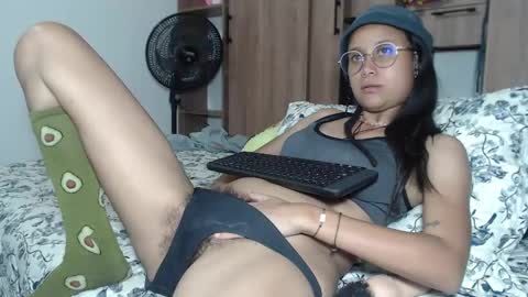 emmasweet95 online show from January 24, 2025, 9:17 am