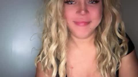 YourDreamGirl Emma  online show from February 7, 2026, 1:53 am