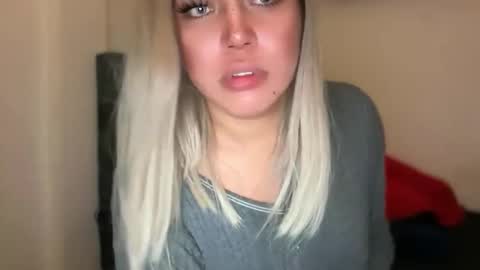 YourDreamGirl Emma  online show from March 30, 2026, 4:41 pm