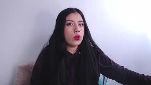 Snapshot of emmi_0 chatting on October 31, 2025, 6:53 pm Emily Independent model online show from October 31, 2025, 6:53 pm