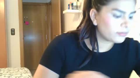 emmie online show from November 7, 2025, 8:58 am