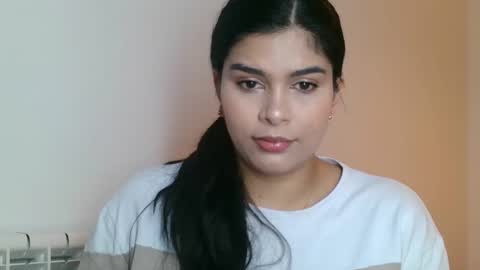 emmie online show from December 1, 2025, 8:52 am