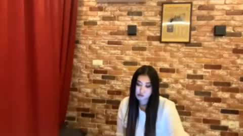 Snapshot of emmieappiah chatting on October 8, 2025, 4:15 pm Mia online show from October 8, 2025, 4:15 pm