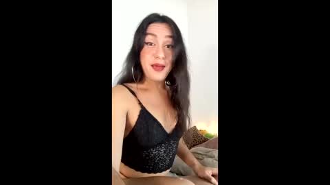 Emely online show from January 8, 2026, 8:05 am