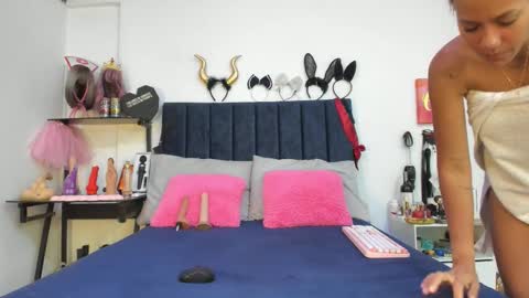          online show from March 27, 2026, 12:16 pm