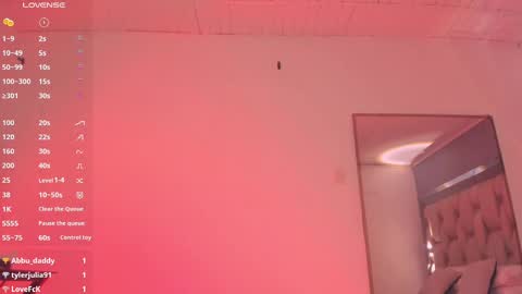    online show from February 14, 2025, 10:17 am