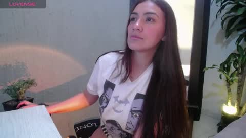 Emmily online show from January 18, 2025, 10:49 pm