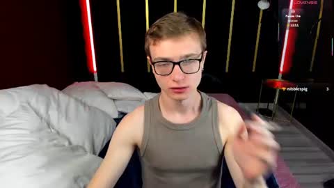 Snapshot of emmit_barker chatting on July 8, 2026, 8:46 pm Emmit online show from July 8, 2026, 8:46 pm