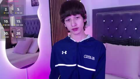 Snapshot of emmo_boy chatting on April 22, 2026, 8:43 pm SERGIO online show from April 22, 2026, 8:43 pm