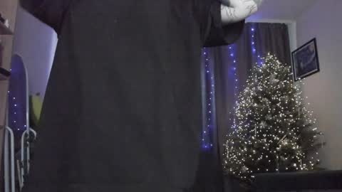 Snapshot of emmy_m00n chatting on December 21, 2024, 7:13 am Emily Johny online show from December 21, 2024, 7:13 am