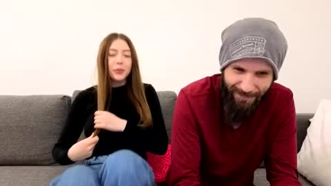 Snapshot of emmycb chatting on February 25, 2026, 4:49 pm Em online show from February 25, 2026, 4:49 pm