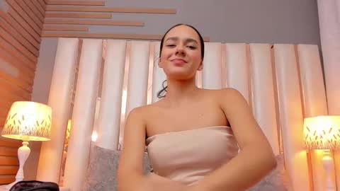 Snapshot of emmycruzz chatting on May 1, 2026, 7:18 pm emmy online show from May 1, 2026, 7:18 pm