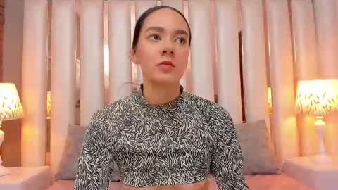 Snapshot of emmycruzz chatting on May 29, 2026, 7:23 pm emmy online show from May 29, 2026, 7:23 pm