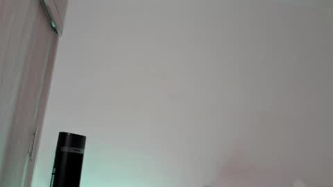 Snapshot of emperatriiiz chatting on March 8, 2025, 8:46 pm Emperatriz online show from March 8, 2025, 8:46 pm