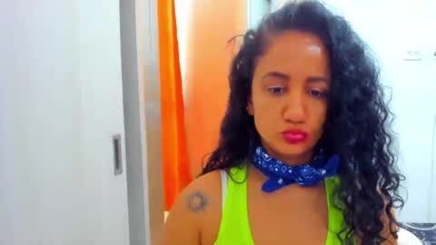 emperatriztapia online show from March 19, 2026, 8:24 pm