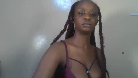 empress_emma online show from May 9, 2026, 2:00 pm