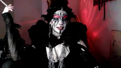 Snapshot of empressmorrigan chatting on December 23, 2025, 10:57 am Morrigan online show from December 23, 2025, 10:57 am