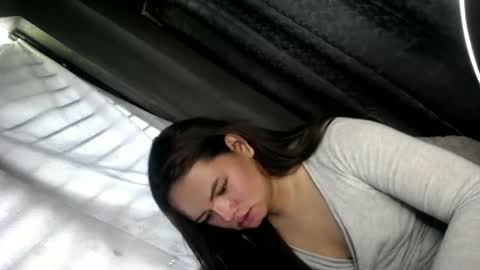 empressrheo online show from September 12, 2025, 3:50 am