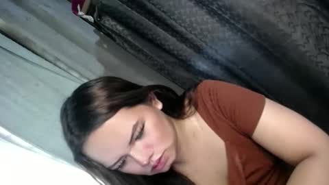 empressrheo online show from October 7, 2025, 3:04 am