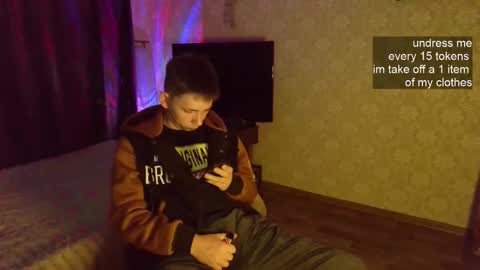 emveeboy96 online show from November 10, 2025, 8:41 pm