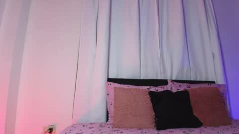 Emy online show from May 7, 2026, 2:50 am