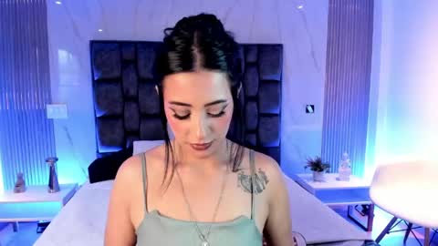 Emy   online show from May 27, 2026, 7:44 pm