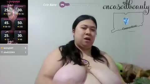 Snapshot of encasedbeauty chatting on April 29, 2026, 4:22 pm Ela online show from April 29, 2026, 4:22 pm