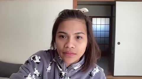 Snapshot of enchan931125 chatting on March 8, 2026, 4:27 am enchan931125 online show from March 8, 2026, 4:27 am