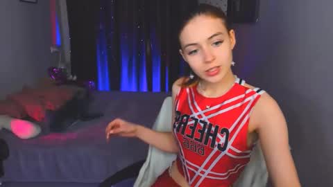 Snapshot of enchanted_bella chatting on February 18, 2026, 1:29 pm enchanted_bella online show from February 18, 2026, 1:29 pm