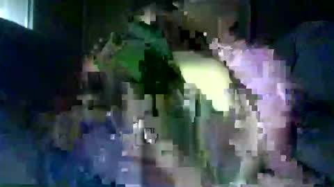 encormoi online show from December 23, 2025, 8:01 am