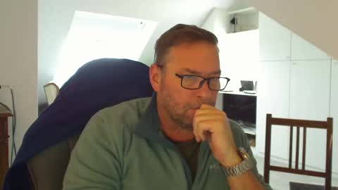 endurorider36 online show from February 14, 2025, 10:38 am