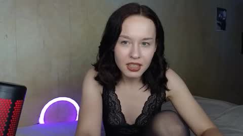 Missis And Mister Fox online show from December 21, 2025, 3:30 pm