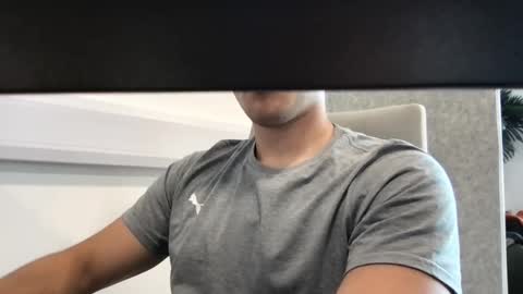 Snapshot of englishdaddy9 chatting on September 11, 2025, 1:22 pm englishdaddy9 online show from September 11, 2025, 1:22 pm