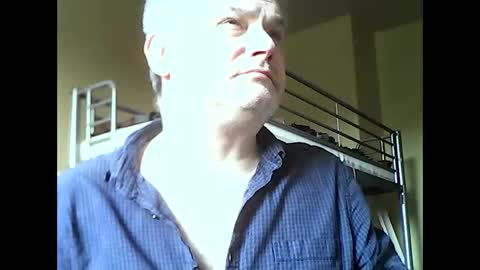 Snapshot of englishguysurrey chatting on March 4, 2025, 1:17 pm englishguysurrey online show from March 4, 2025, 1:17 pm